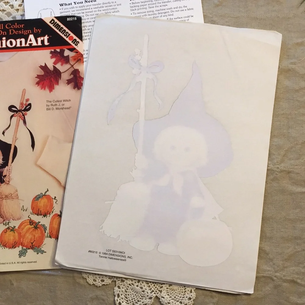 Cute Witch Halloween Trick Or Treat Iron On Vintage Appliqué - Picture 7 of 13